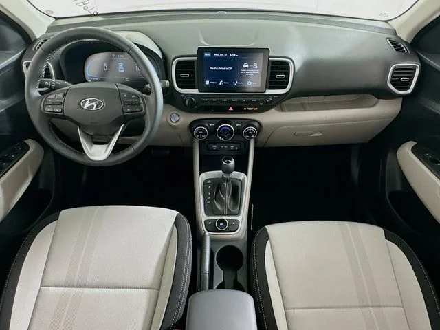 New 2026 Hyundai VENUE SEL