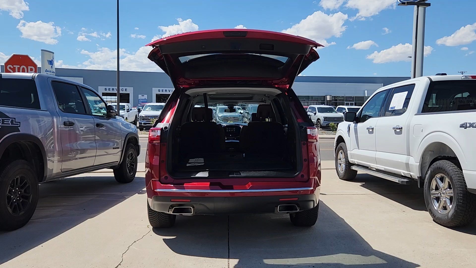 2018 Chevrolet Traverse High Country - Photo 18