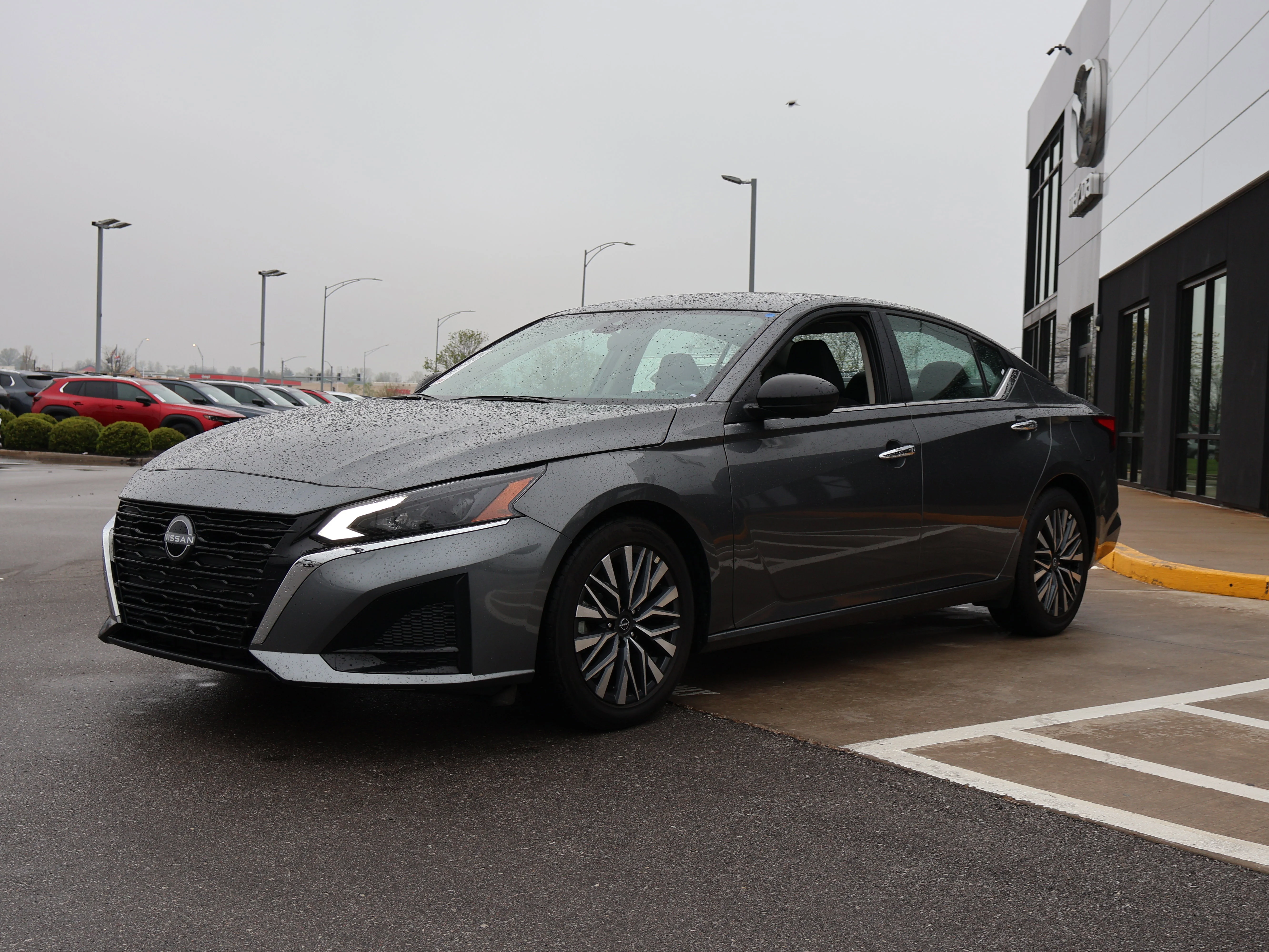 Used 2025 Gun Metallic Nissan SV image 3