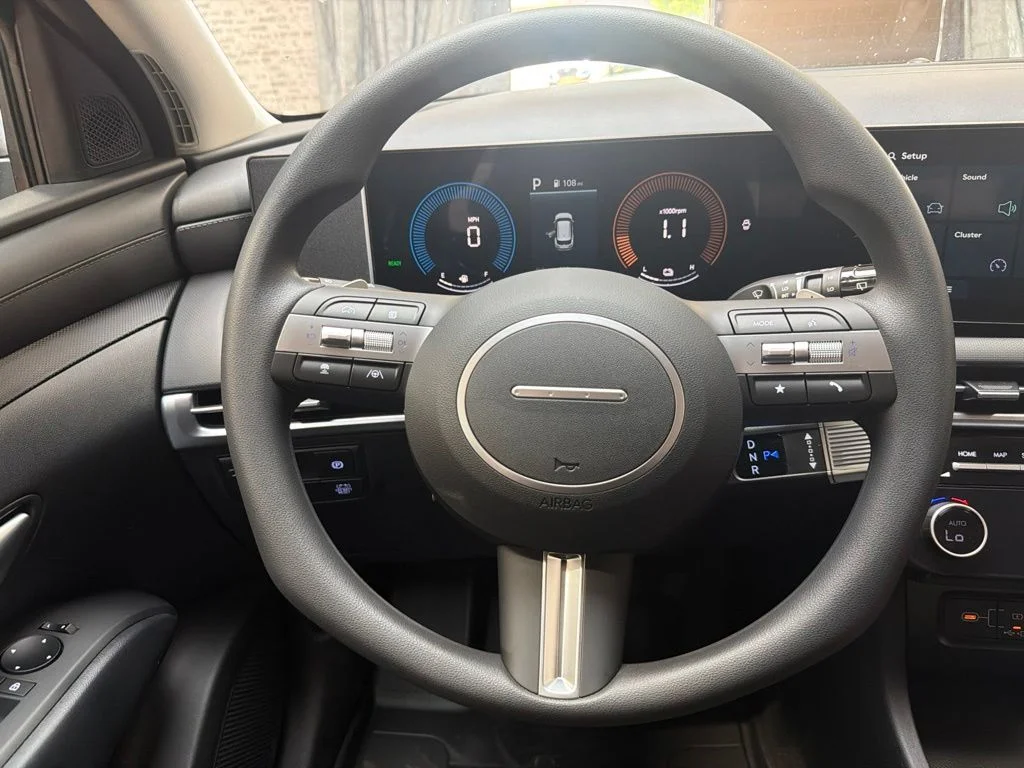 New 2026 Amazon Gray Hyundai  image 19