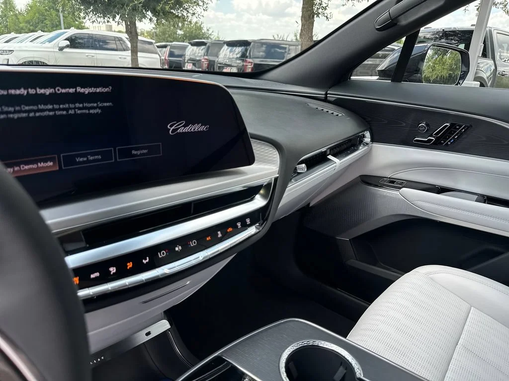 New 2026 Argent Silver Metallic Cadillac Premium Luxury image 24
