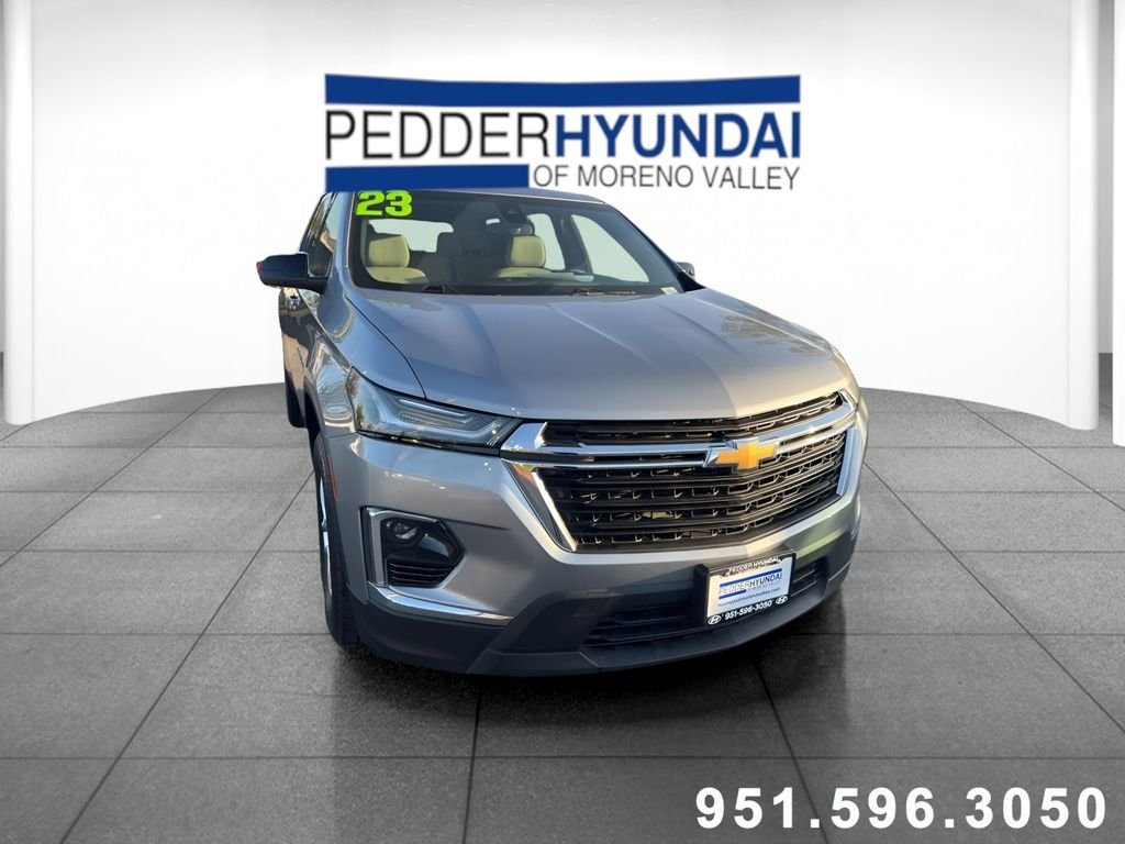 2023 Chevrolet Traverse FWD LS's photo