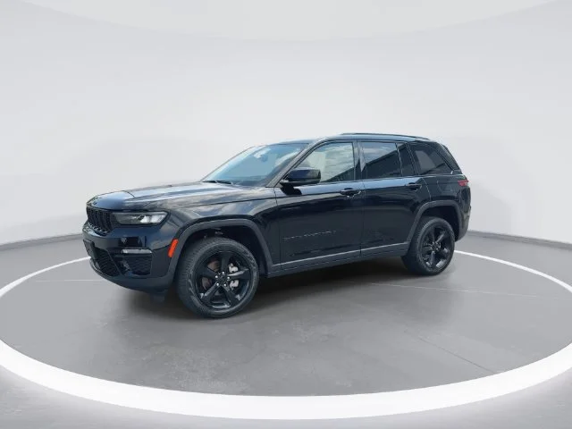Used 2023 Black Jeep Limited image 4
