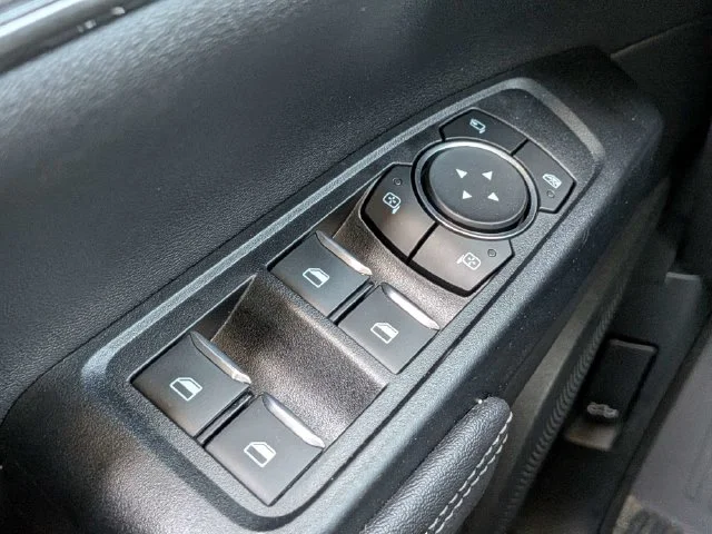 Used 2026 White Ford Lariat image 20