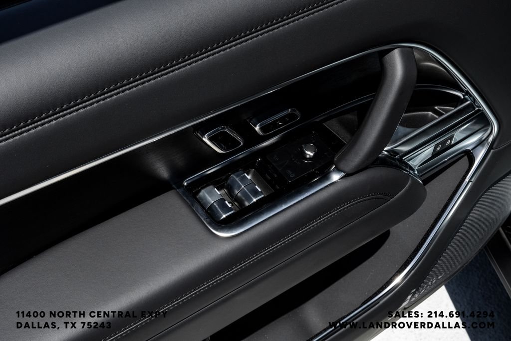 New 2026 Carpathian Gray Land Rover SE image 40