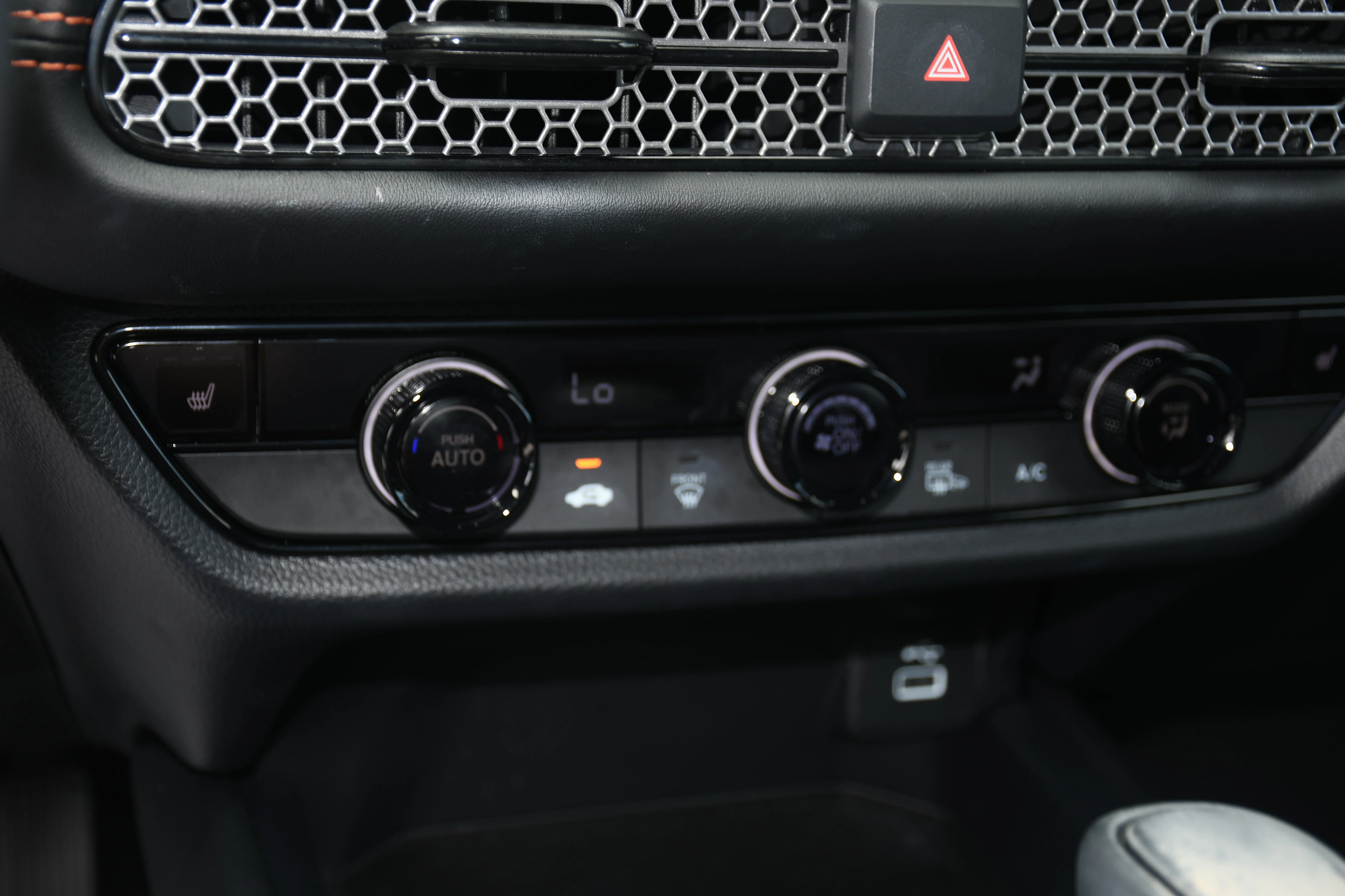 2025 Honda HR-V Sport - Photo 14