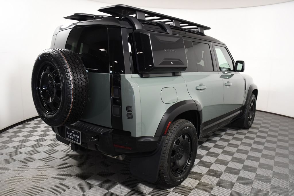 New 2026 Keswick Green Land Rover  image 6