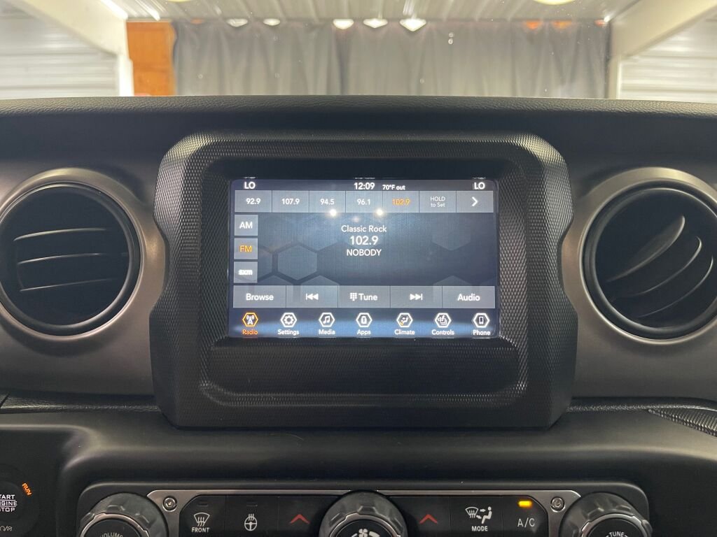 2021 Jeep Wrangler Sport S - Photo 8