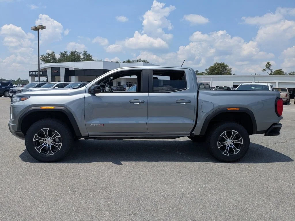 2025 GMC Canyon AT4 - Photo 7