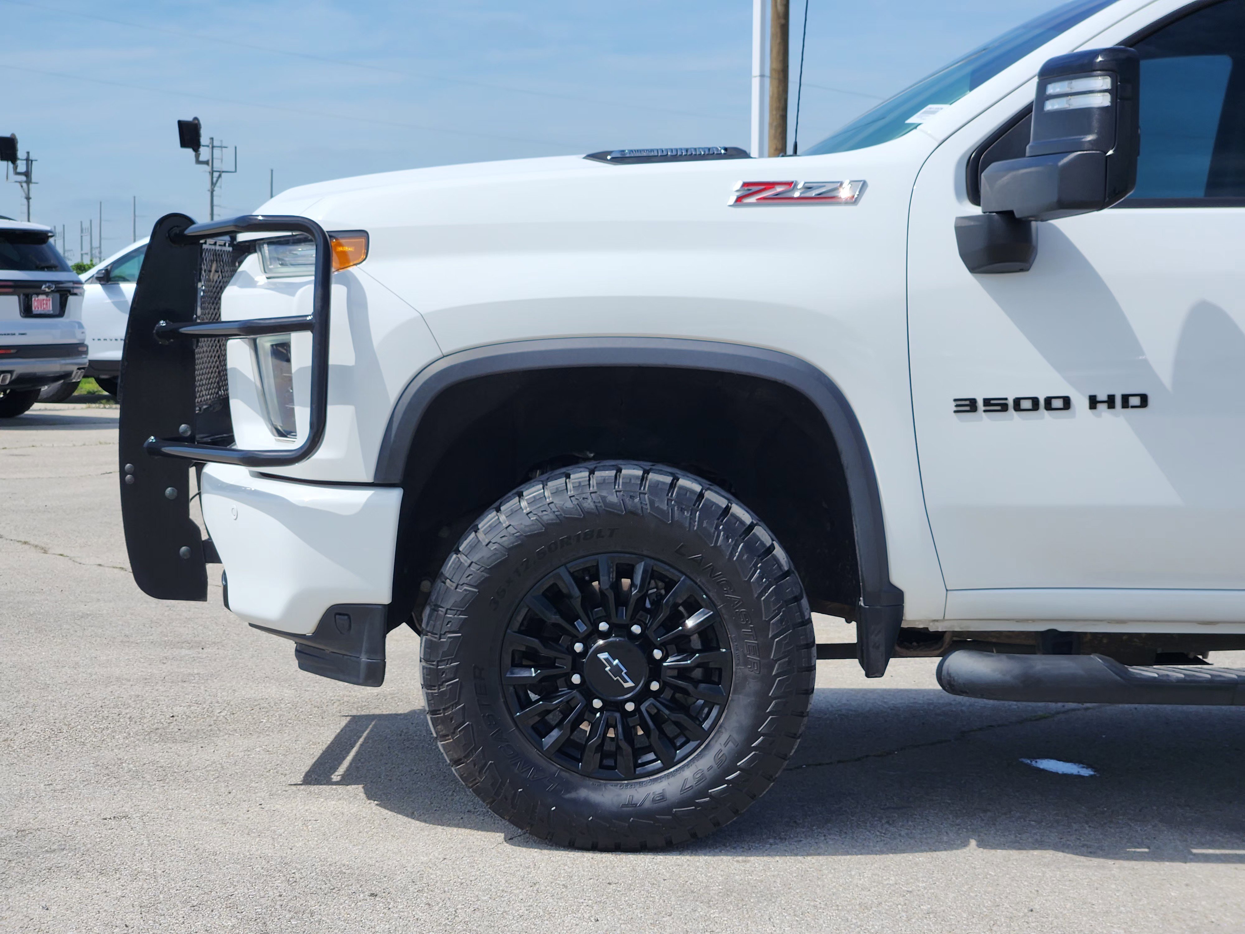 Used 2022 Summit White Chevrolet LTZ image 9