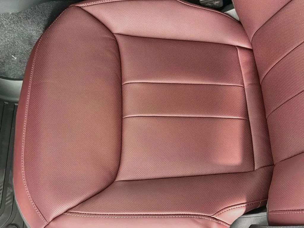 New 2026 Fuji White Land Rover Dynamic SE image 20
