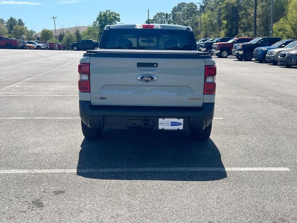 Used 2024 Green Ford Lariat image 5