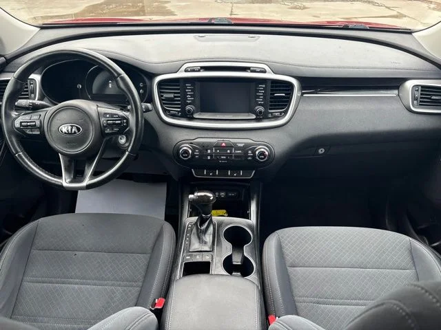 Used 2018 Red Kia LX image 15