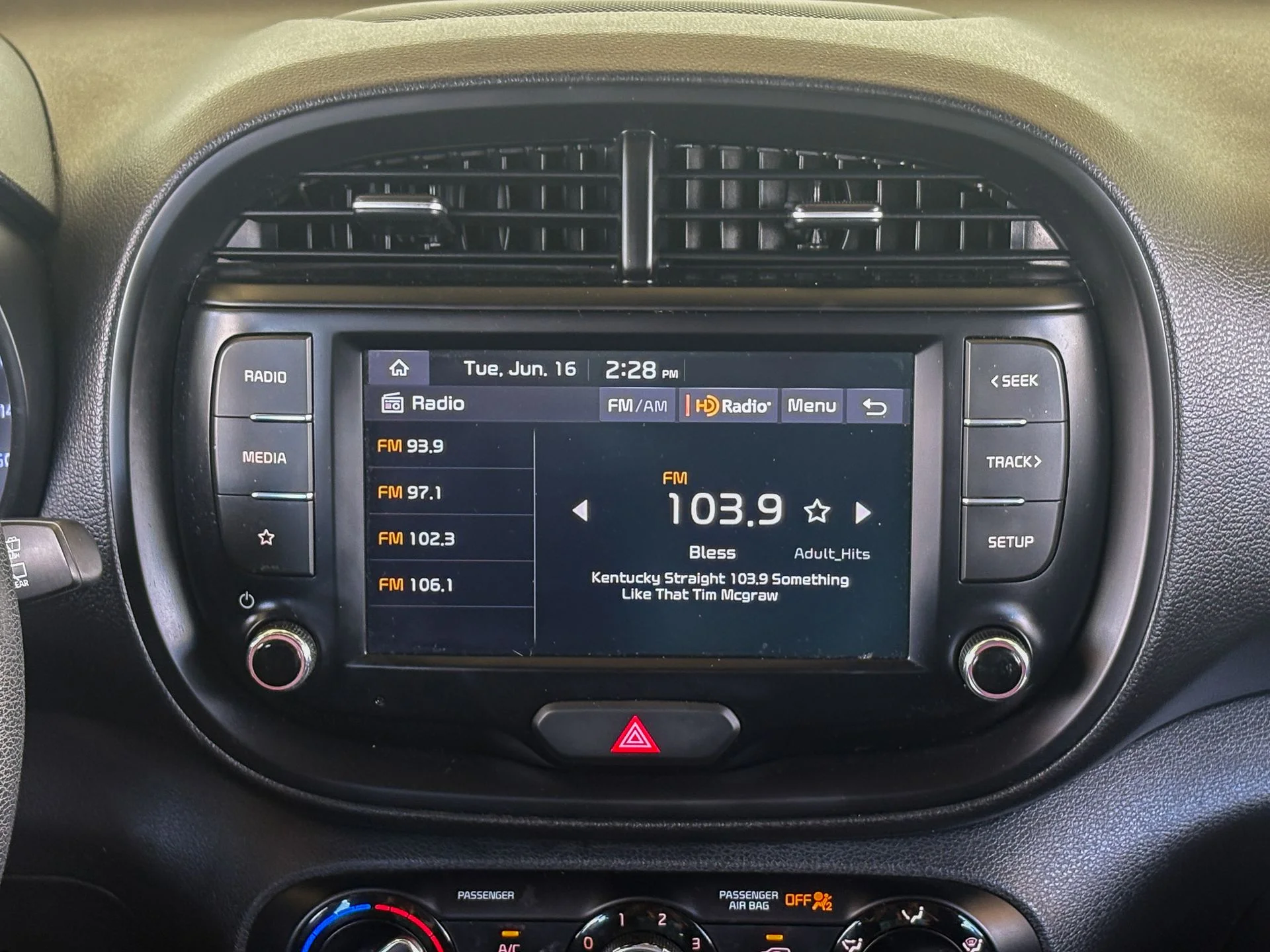Used 2022 Gray Kia LX image 33