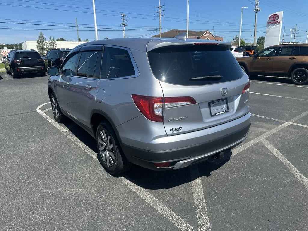 Used 2019  Honda EX-L image 6
