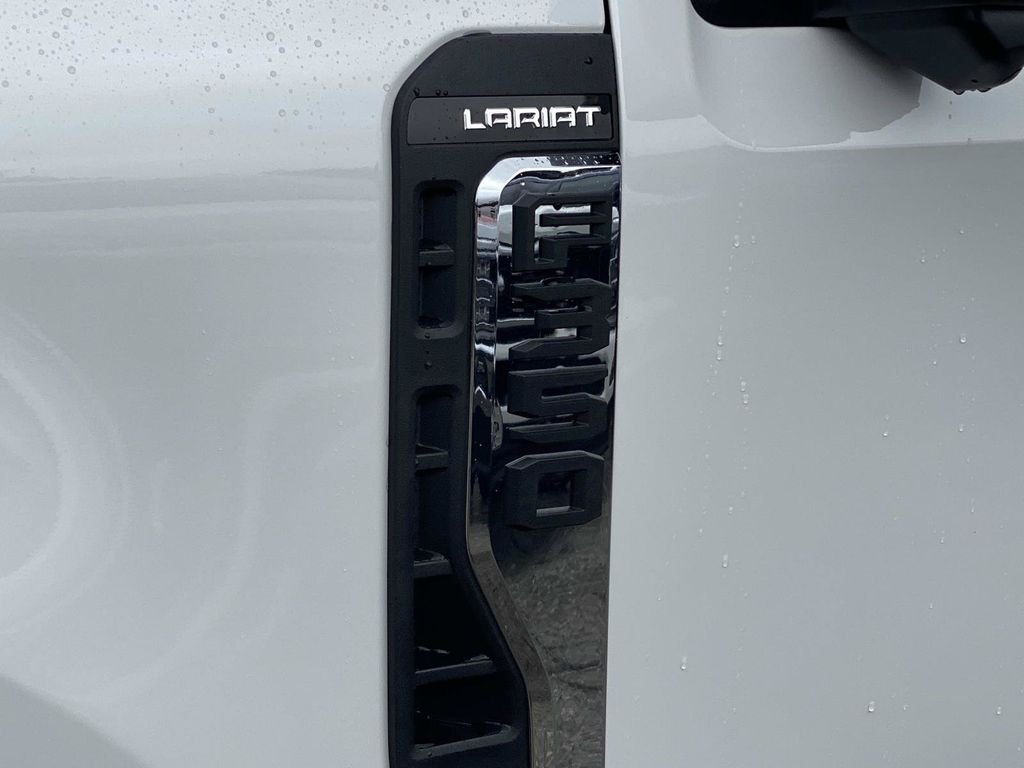 New 2026 Star White Metallic Tri-Coat Ford F-350® Lariat® image 8