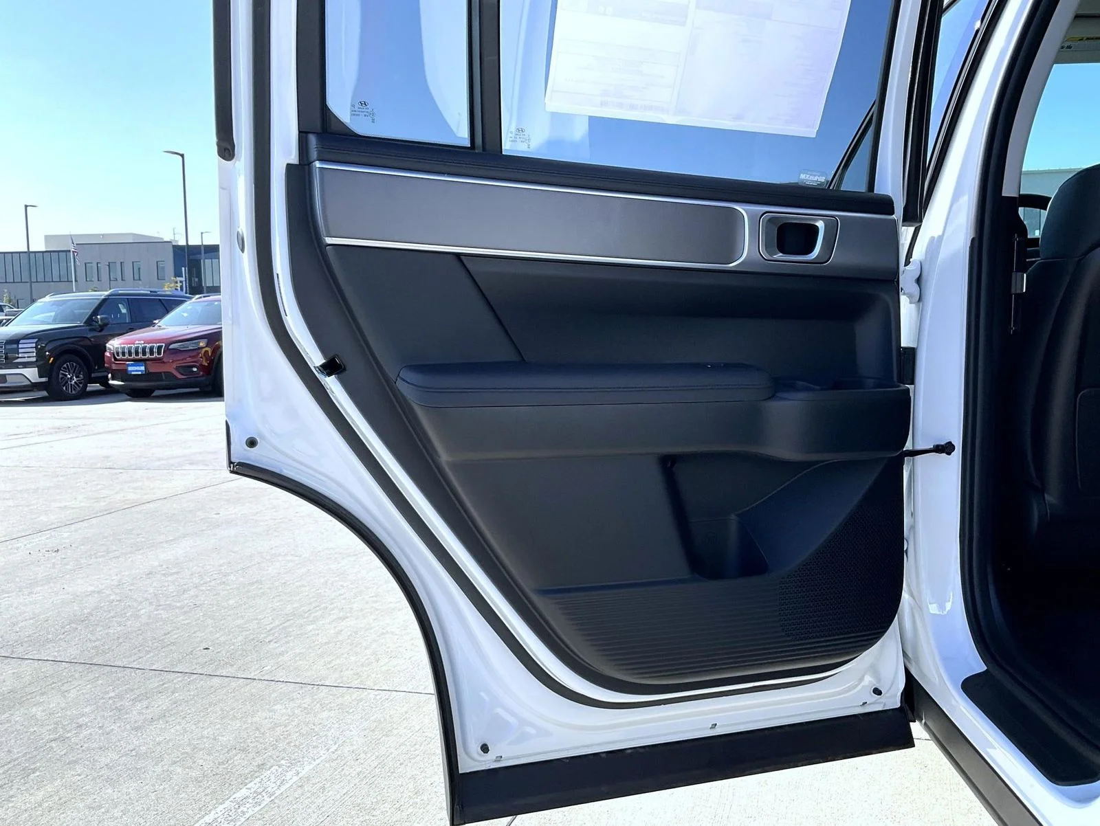 New 2026 White Hyundai SEL image 23