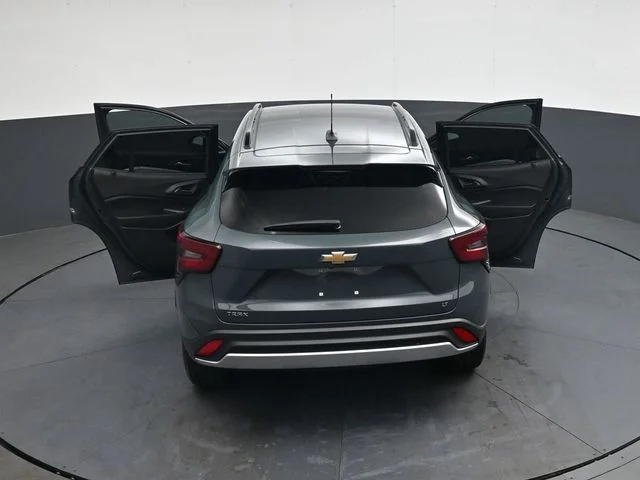Used 2025 Gray Chevrolet LT image 31