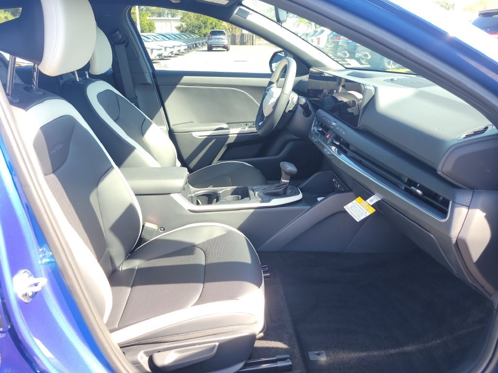 New 2026 Wave Blue Kia GT-Line image 7