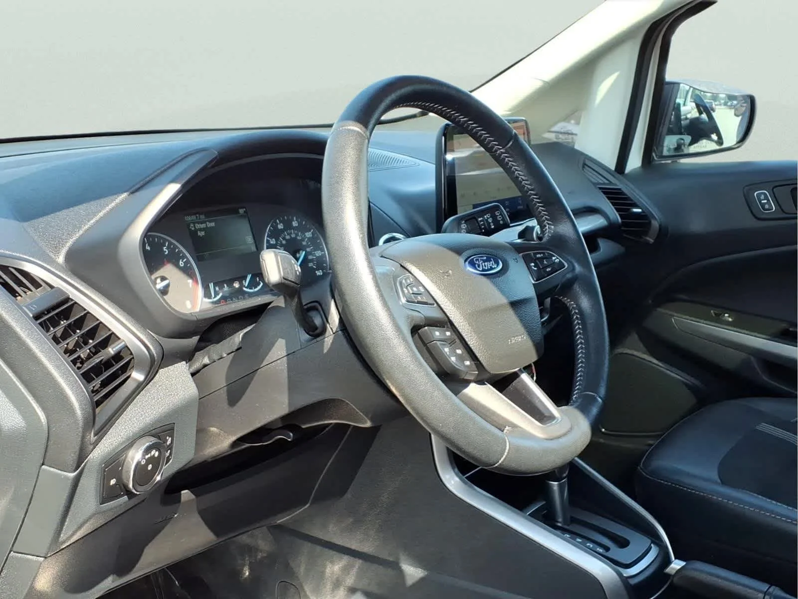 Used 2022 Diamond White Ford SES image 14