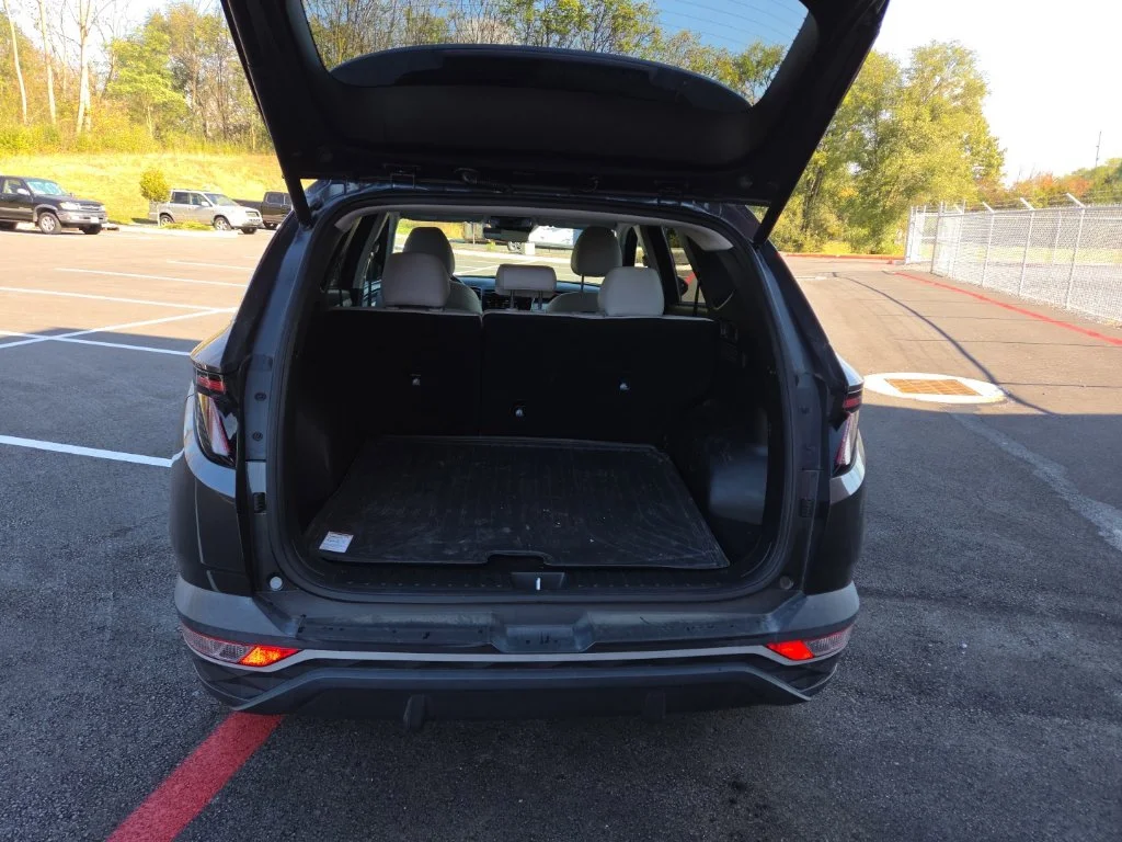 Used 2024 Gray Hyundai SEL image 7
