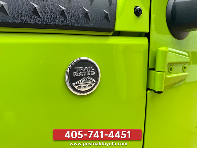 Used 2012 Beige Jeep Rubicon image 27