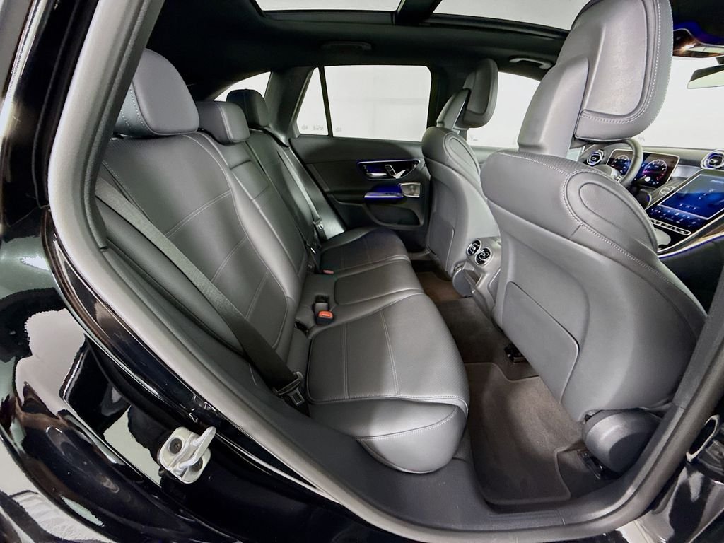 New 2026 Black Mercedes-Benz GLC 300 image 29