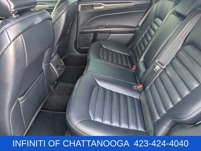 Used 2019 Silver Ford SEL image 21