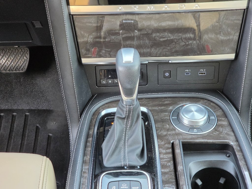 Used 2023 Aspen White TriCoat Nissan Platinum image 20