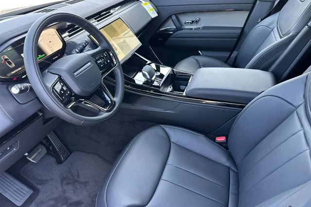 New 2027 Constellation Blue Ultra Metallic Gloss Land Rover Dynamic SE image 9