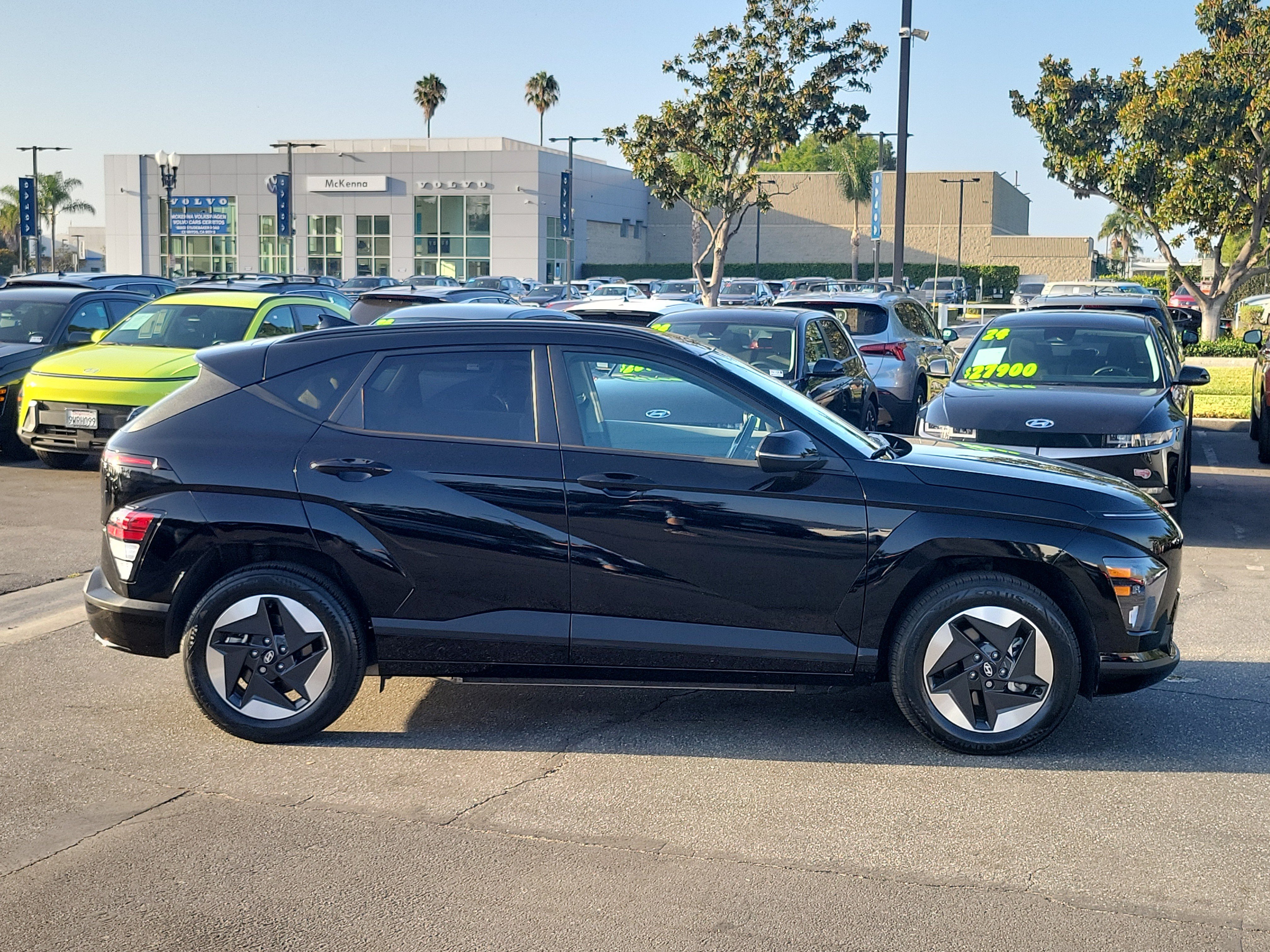 Certified Used 2024 Abyss Black Pearl Hyundai SEL image 5