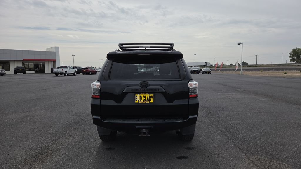 Used 2019 Black Toyota SR5 Premium image 10