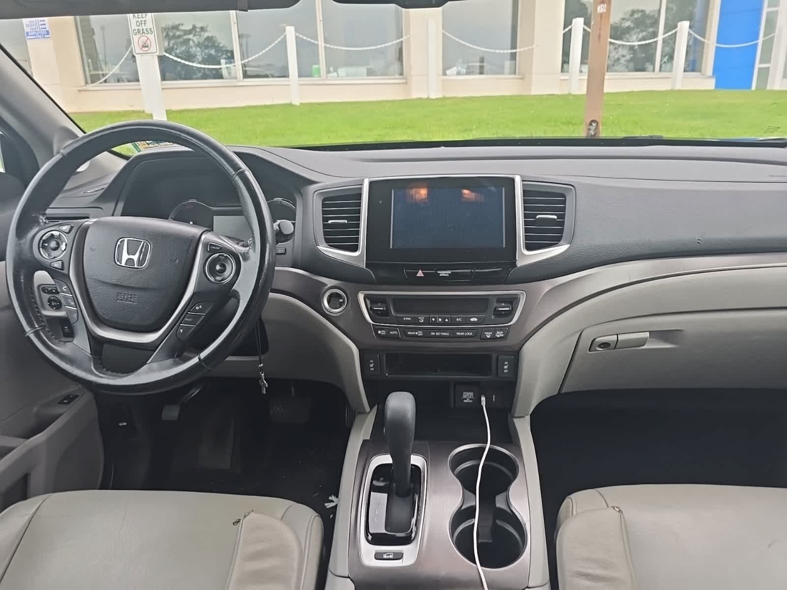 Used 2017 Blue Honda EX-L image 14
