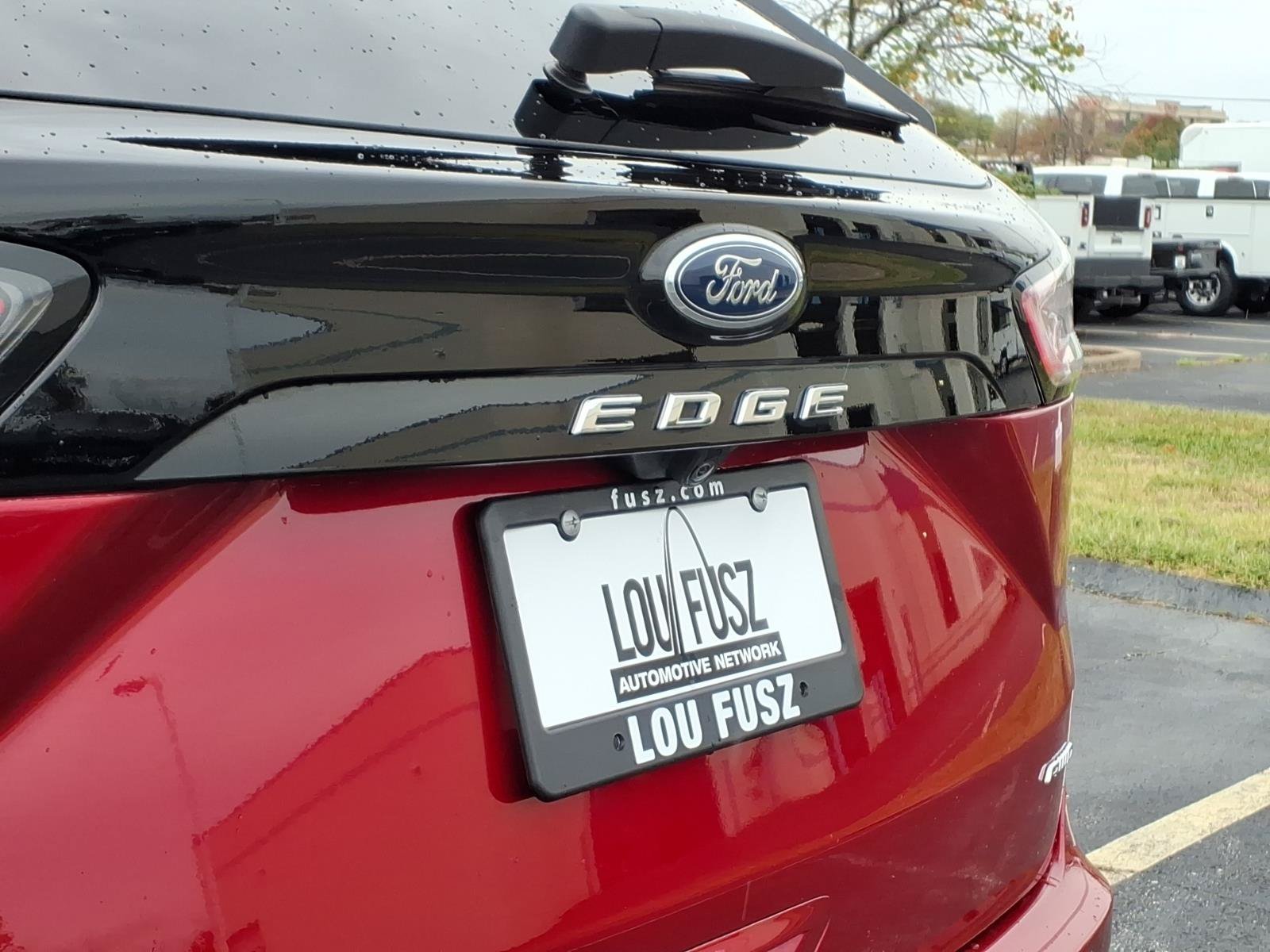 Used 2023  Ford SEL image 34