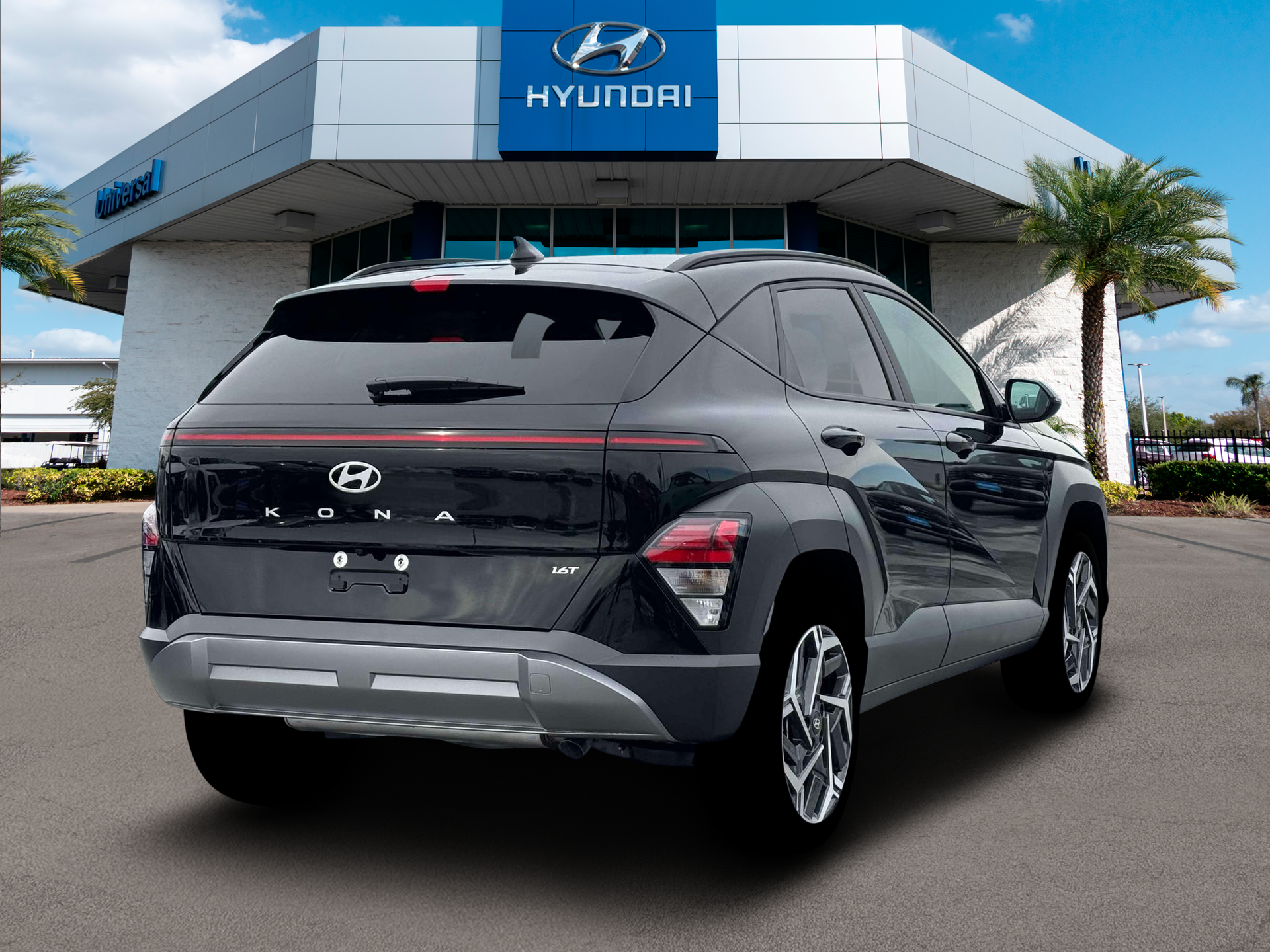 New 2026 Black Hyundai SEL Premium FWD image 7