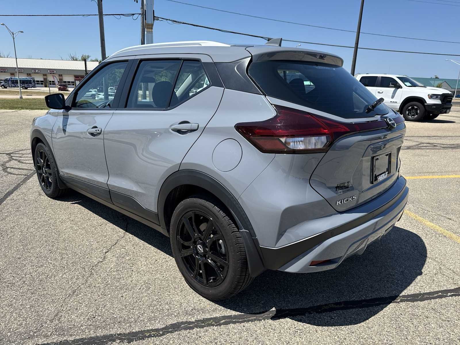 2023 Nissan Kicks SV - Photo 26