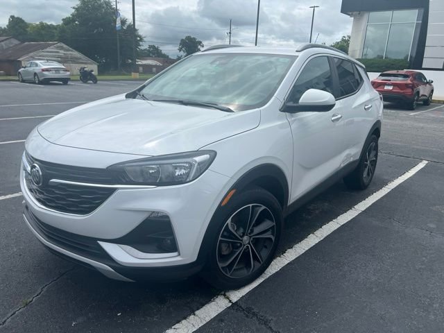Used 2021 Off-white Buick Select image 1