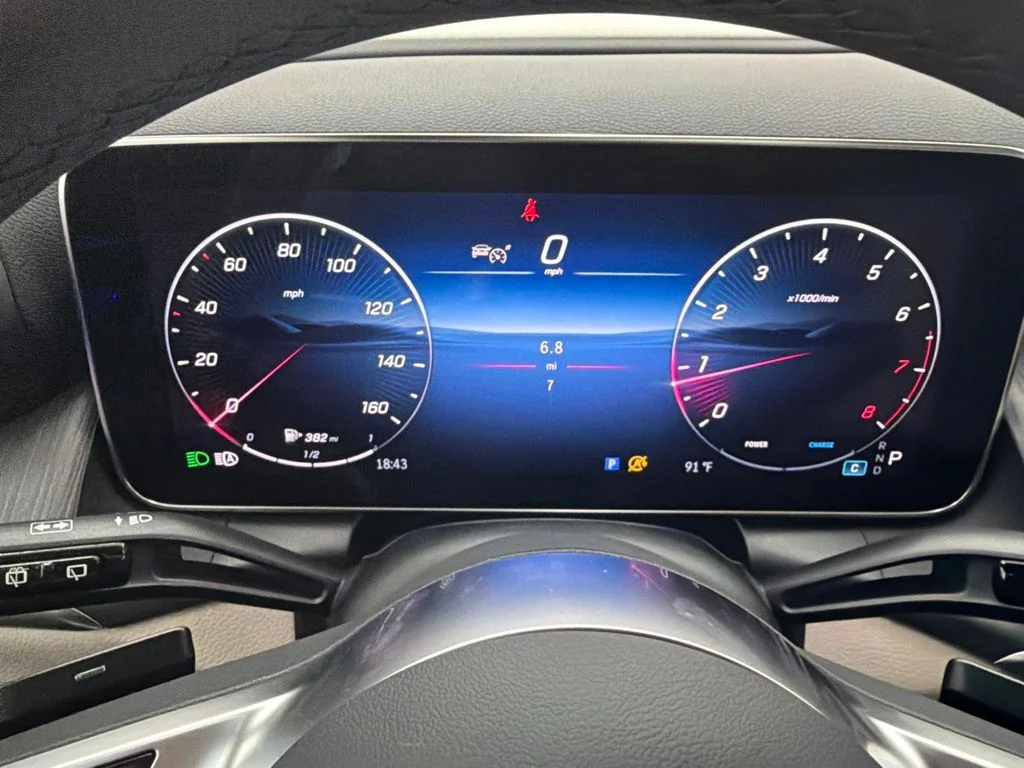 New 2027 Black Mercedes-Benz GLC 300 image 14