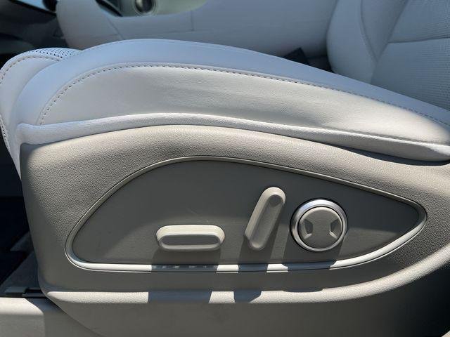 New 2026 Blue Hyundai Blue SEL 8P image 31