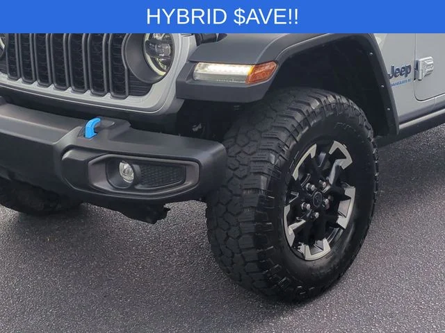 Used 2024 Silver Jeep Rubicon 4xe image 9
