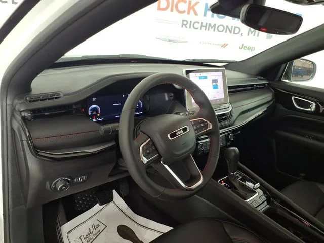 Used 2025 White Jeep Trailhawk image 13