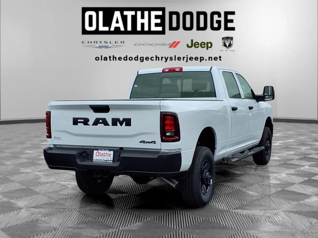 New 2026 Bright White Clearcoat RAM Tradesman image 25