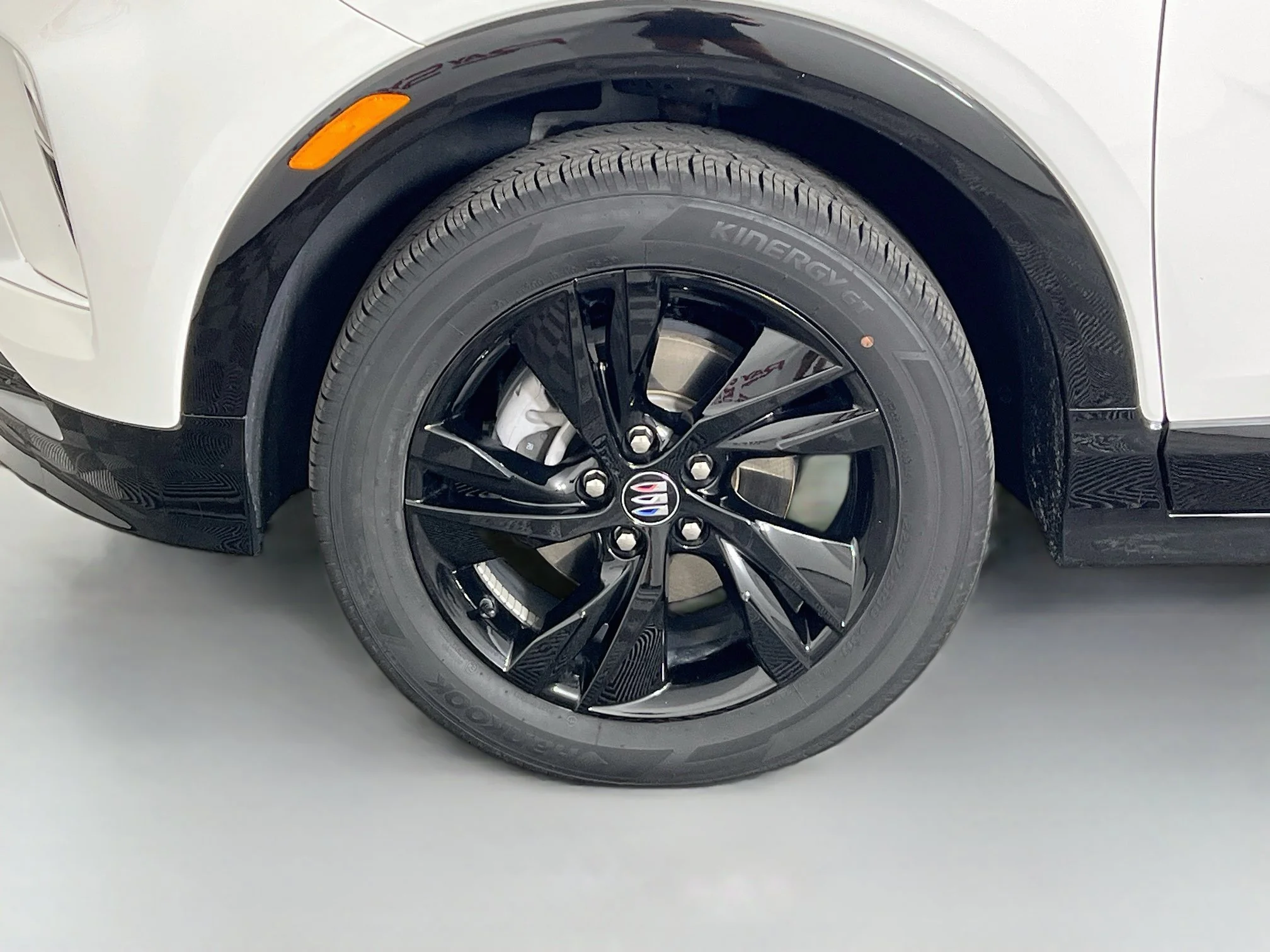 2024 Buick Encore GX Sport Touring - Photo 17