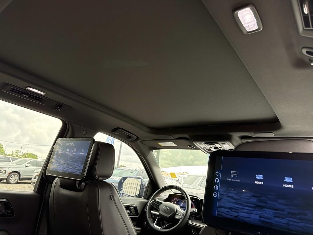 2026 Chevrolet Suburban RST - Photo 41