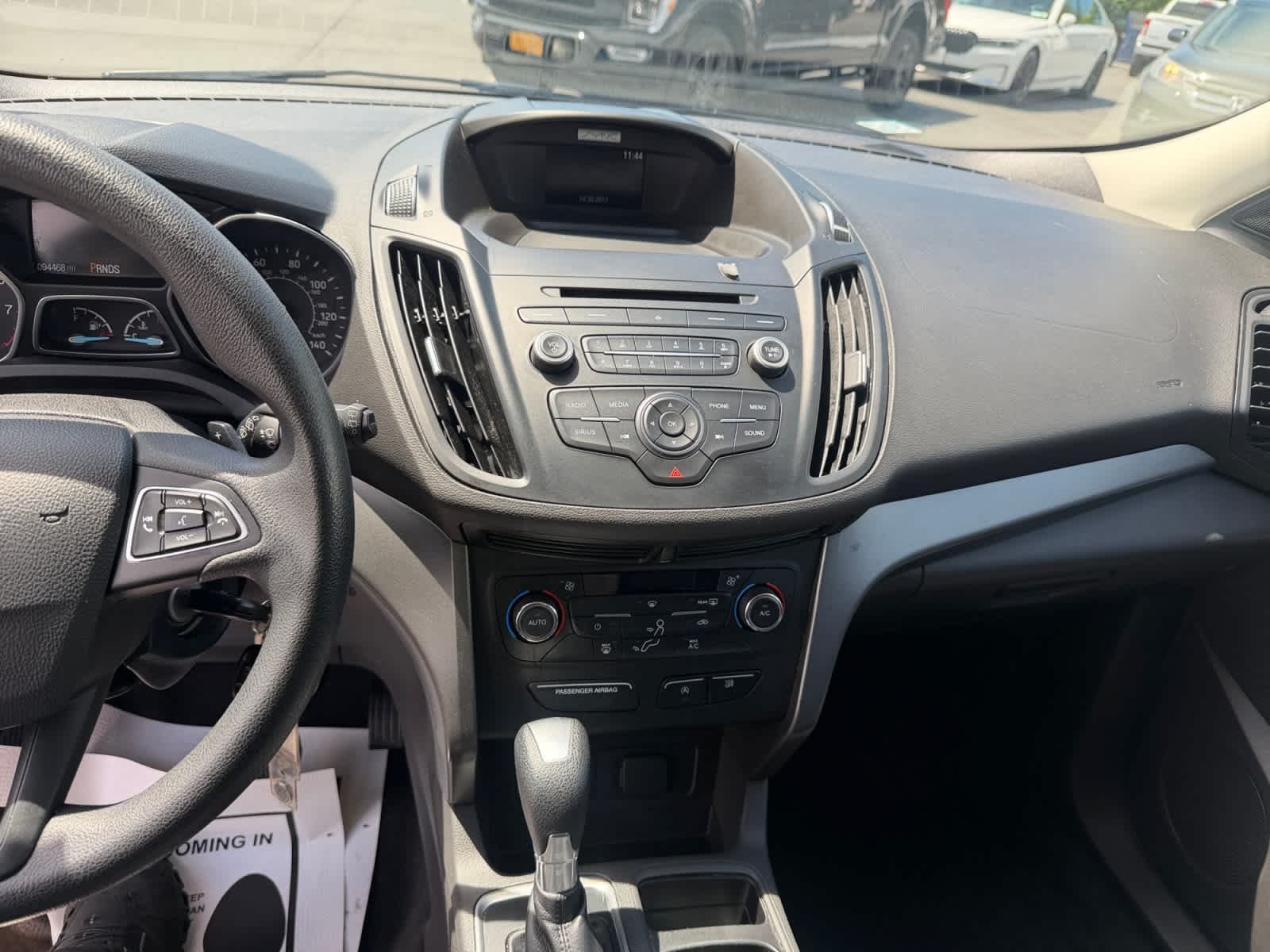Used 2017 Magnetic Ford SE image 19