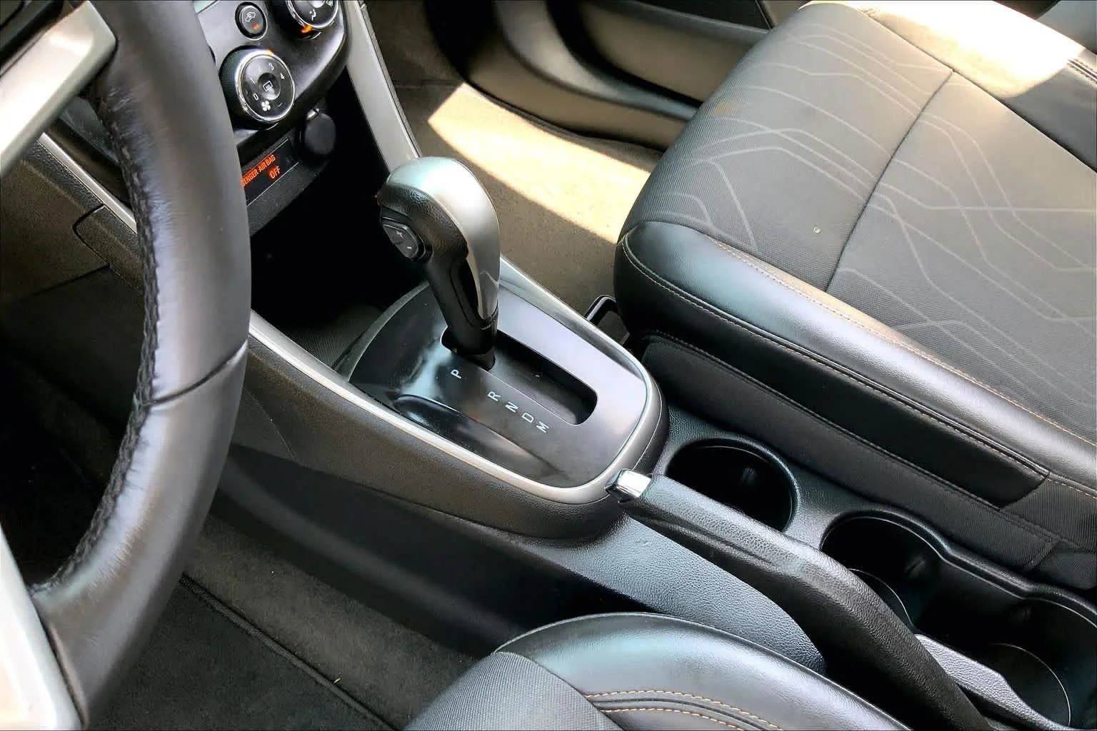 Used 2017 Silver Ice Metallic Chevrolet LT image 17