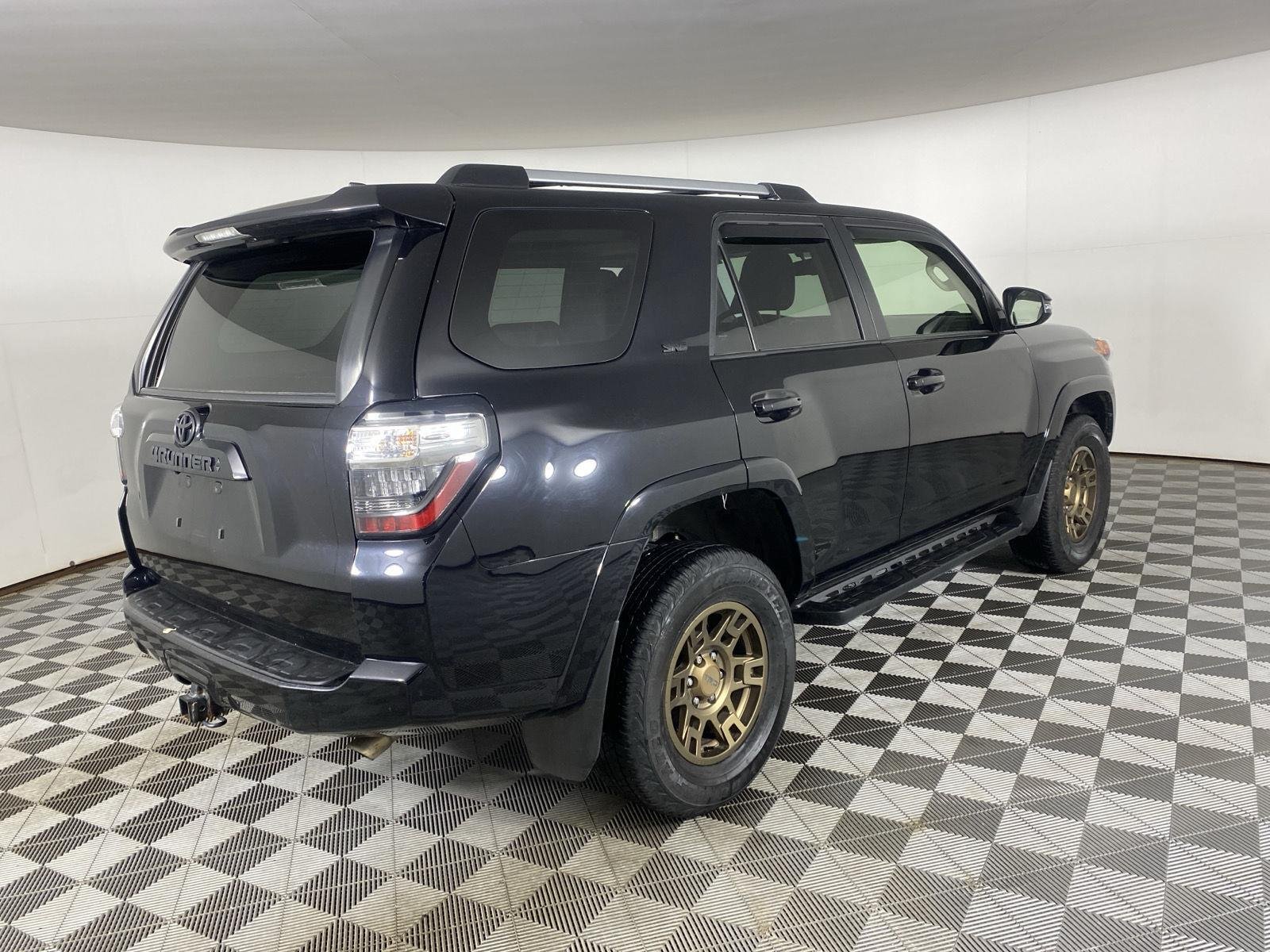 Used 2024 Midnight Black Metallic Toyota SR5 Premium image 10