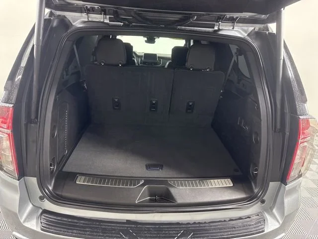 Used 2024 Sterling Gray Metallic Chevrolet Premier image 12