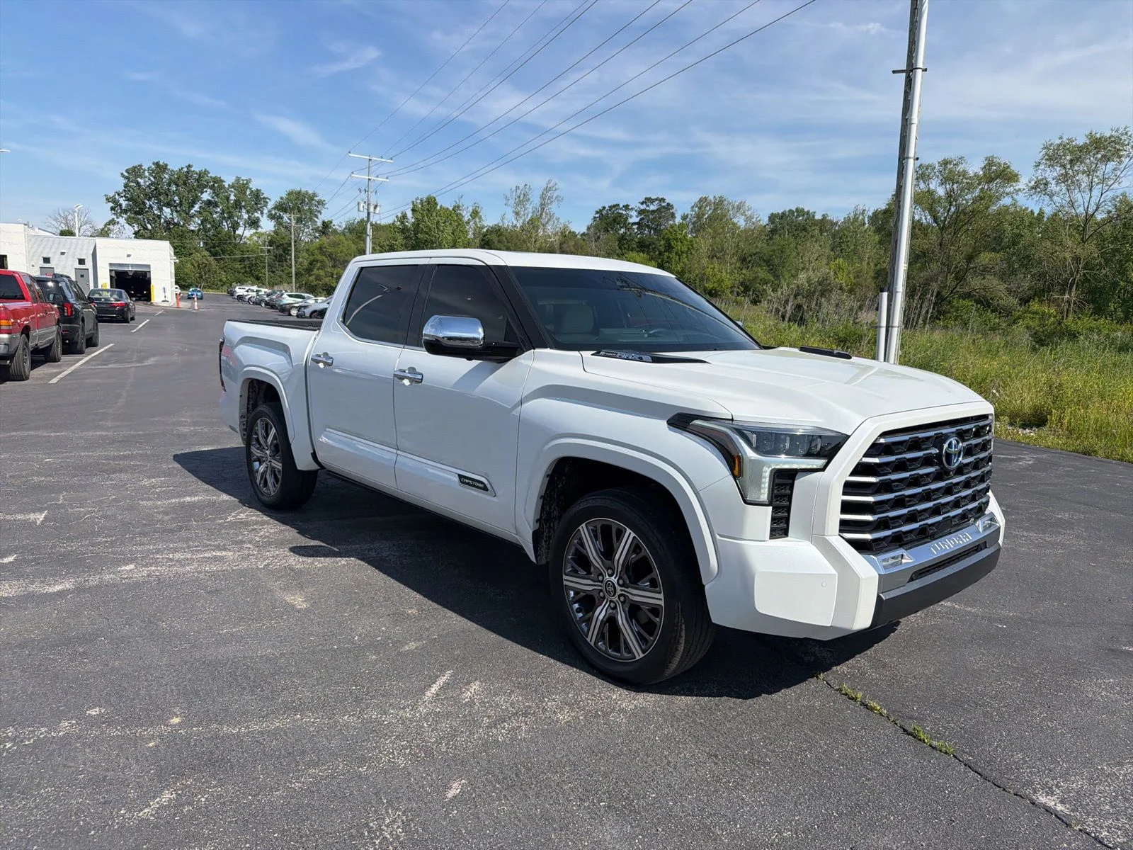 Used 2023 Pearl Toyota Capstone image 9