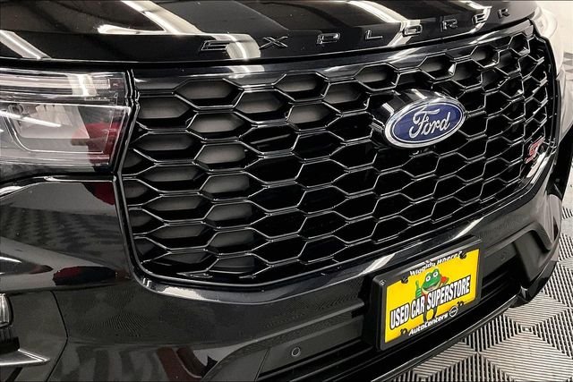 2025 Ford Explorer ST - Photo 35